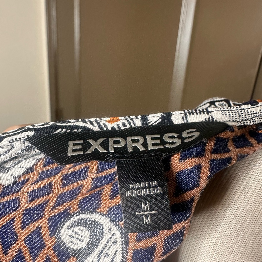 Express | Patterned Shift Dress - image 3